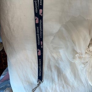 Vineyard vines lanyard